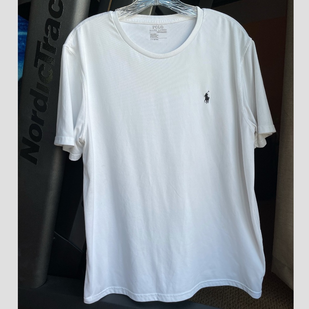 Short Sleeve Ralph Lauren tee size large